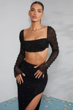 Embellished Cowl Neck Crop Top In Black 17 Embellished Cowl Neck Crop Top In Black -Sway Line Zone 4558 4567 8 LaDesirade Bordeaux Black Long Sleeve Cowl Neck Top Thigh Split Skirt 1