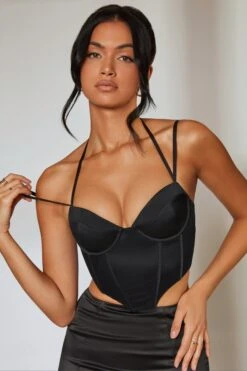 Dual Strap Corset Crop Top In Black