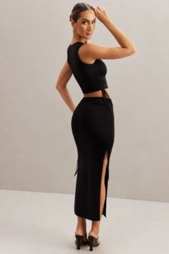 Ruched Tank Top In Black -Sway Line Zone 5862 5864 6 Bahiya Alinta Black Tank Top Midrise Skirt With Ruched Sides 998bb6b4 0352 4dbe 8fed a7ec8eb1f9a9