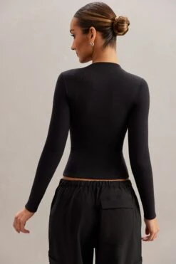 Long Sleeve Crop Top In Black 11 Long Sleeve Crop Top In Black -Sway Line Zone 5873 8 Ilina Black Long Sleeve Zip Up Top 6aac64e3 3154 4426 8d74 a23de4729d04
