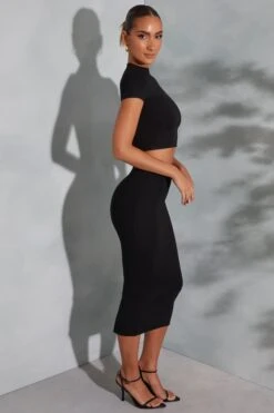 Contrast Stitch Turtleneck Crop Top In Black -Sway Line Zone 6047 6048 6 Arwen Irie Black Contrast Stitch Top Midaxi Skirt