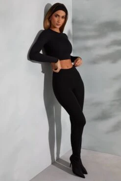 Round Neck Long Sleeve Top In Black -Sway Line Zone 6055 6064 11 Camden Lori Black Seamless Crop Top Leggings