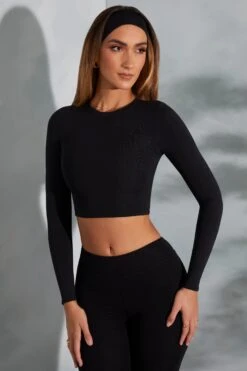 Round Neck Long Sleeve Top In Black -Sway Line Zone 6055 6064 3 Camden Lori Black Seamless Crop Top Leggings