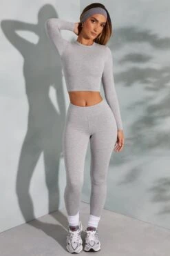 Round Neck Long Sleeve Top In Marled Grey 24 Round Neck Long Sleeve Top In Marled Grey -Sway Line Zone 6055 6064 9 Camden Lori Marled Grey Seamless Crop Top Leggings