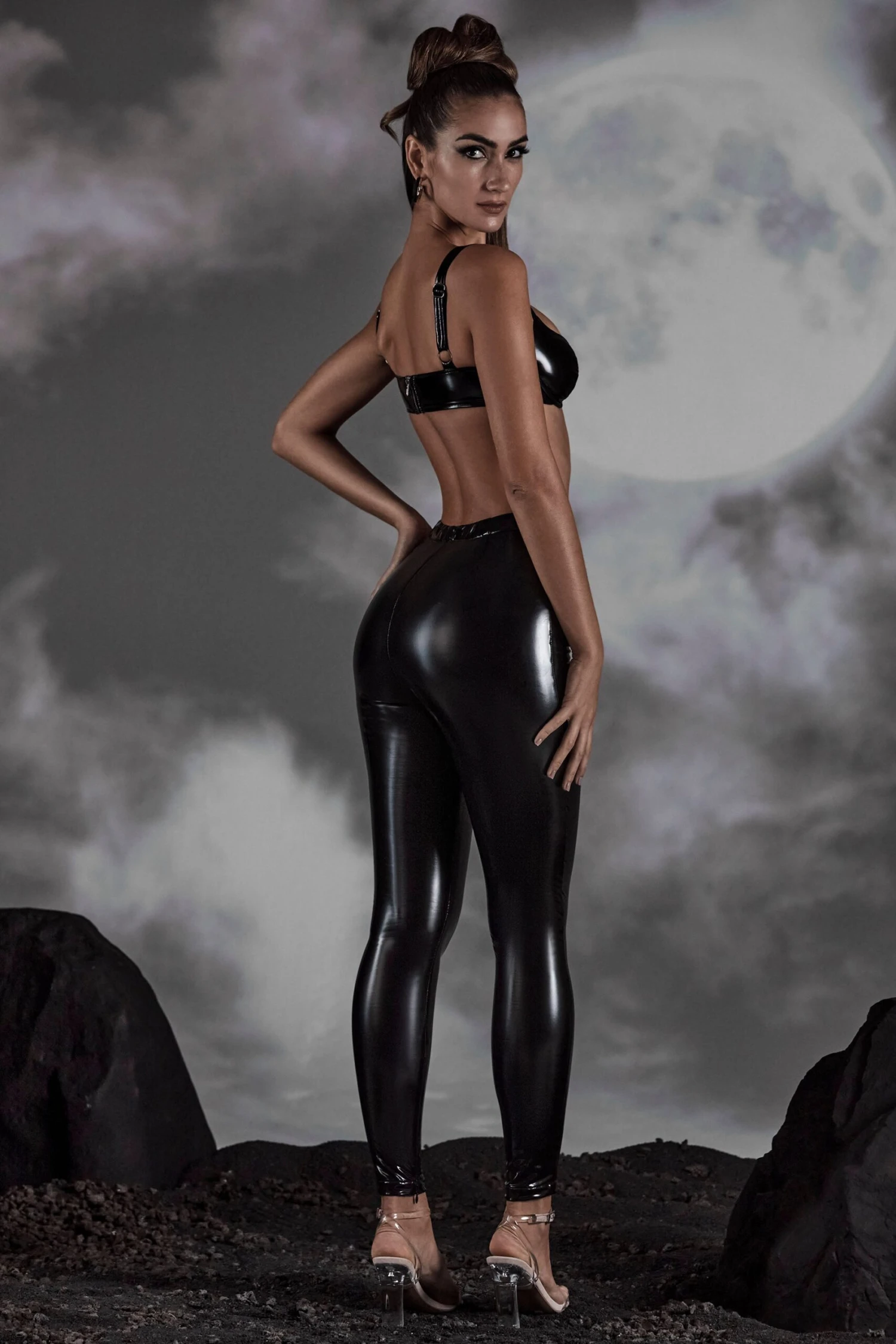 High Waist Vinyl Leggings In Black 7 High Waist Vinyl Leggings In Black - Image 7