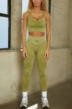 Skill Seamless Sweetheart Neckline Ruched Bust Crop Top In Olive -Sway Line Zone bt0331 bt0334 10 olive ruched butt shaping 6 2