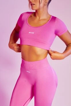 Mindset Seamless Scoop Neck Crop Top In Pink 11 Mindset Seamless Scoop Neck Crop Top In Pink -Sway Line Zone bt0375 bt0386 8 mindset pink crop top superset contour leggings